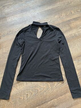 Revamped Black Long-Sleeve Keyhole Mock Neck Top